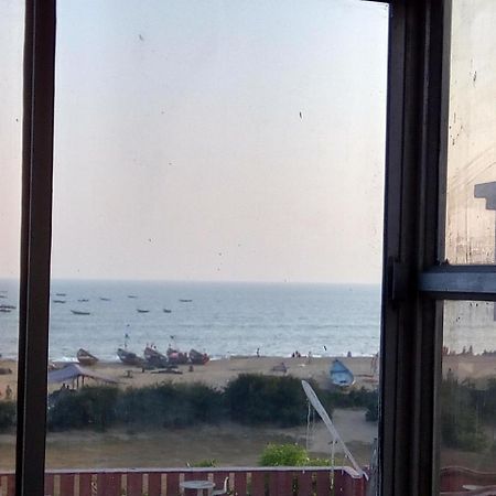 Nirman Beach Homestay Пури Экстерьер фото