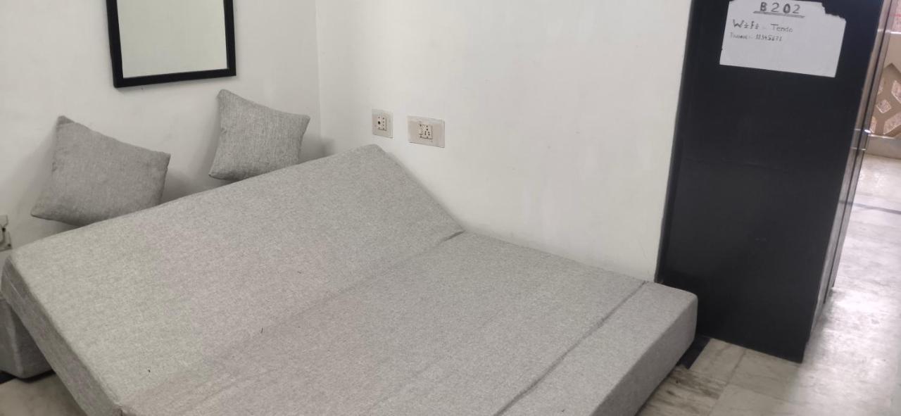 Nirman Beach Homestay Пури Экстерьер фото