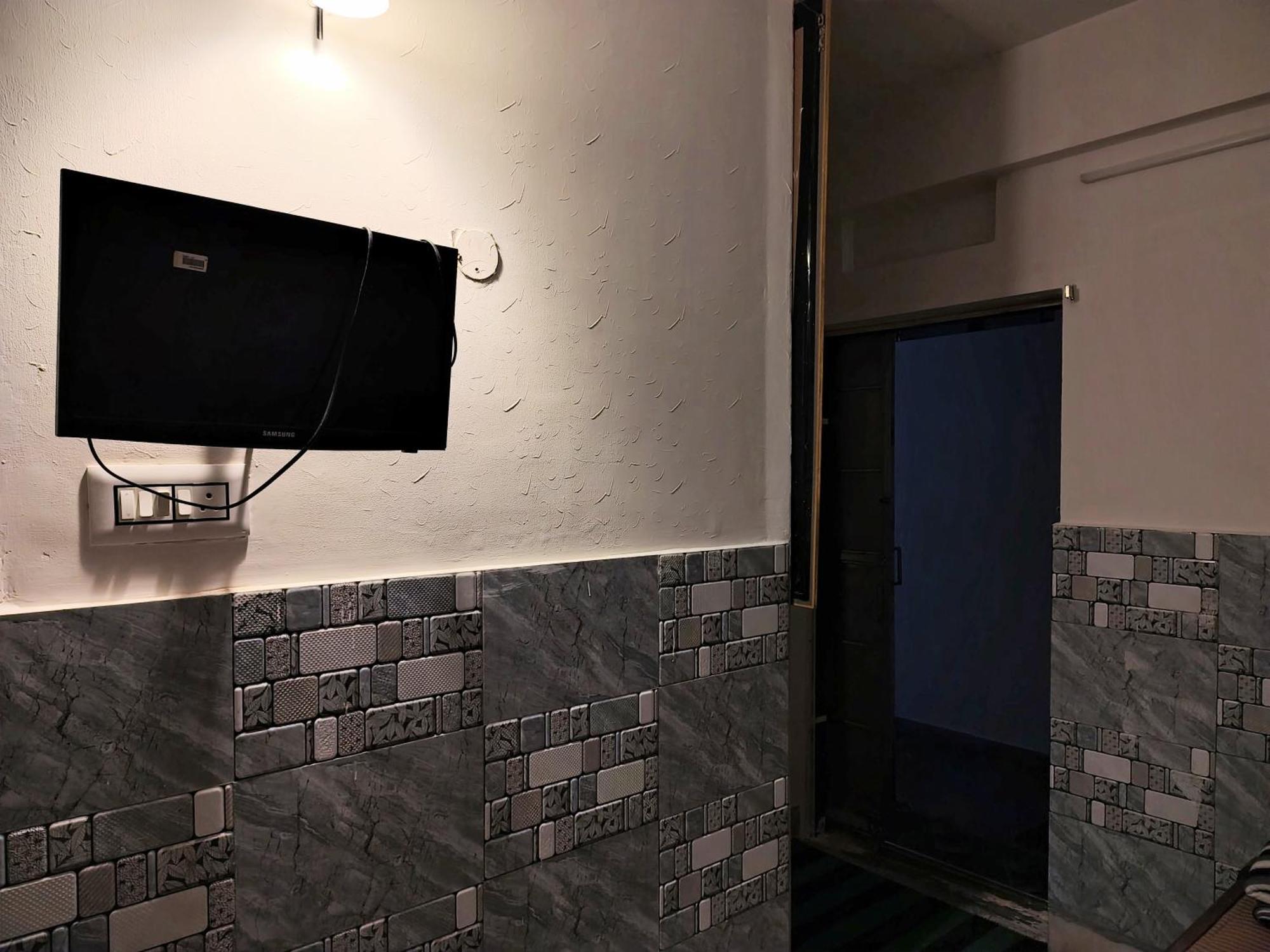 Nirman Beach Homestay Пури Экстерьер фото