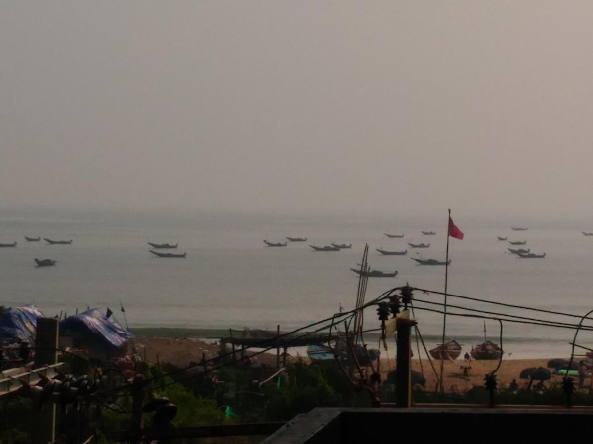Nirman Beach Homestay Пури Экстерьер фото