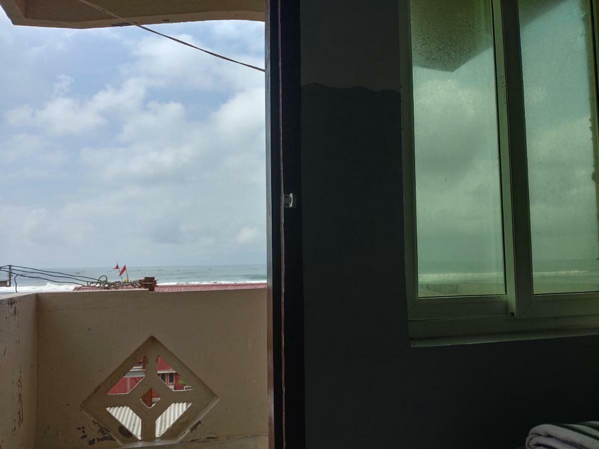 Nirman Beach Homestay Пури Экстерьер фото