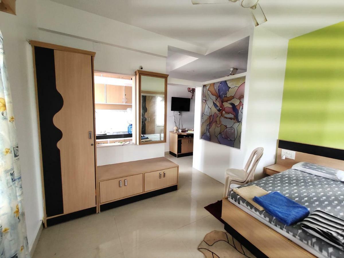 Nirman Beach Homestay Пури Экстерьер фото